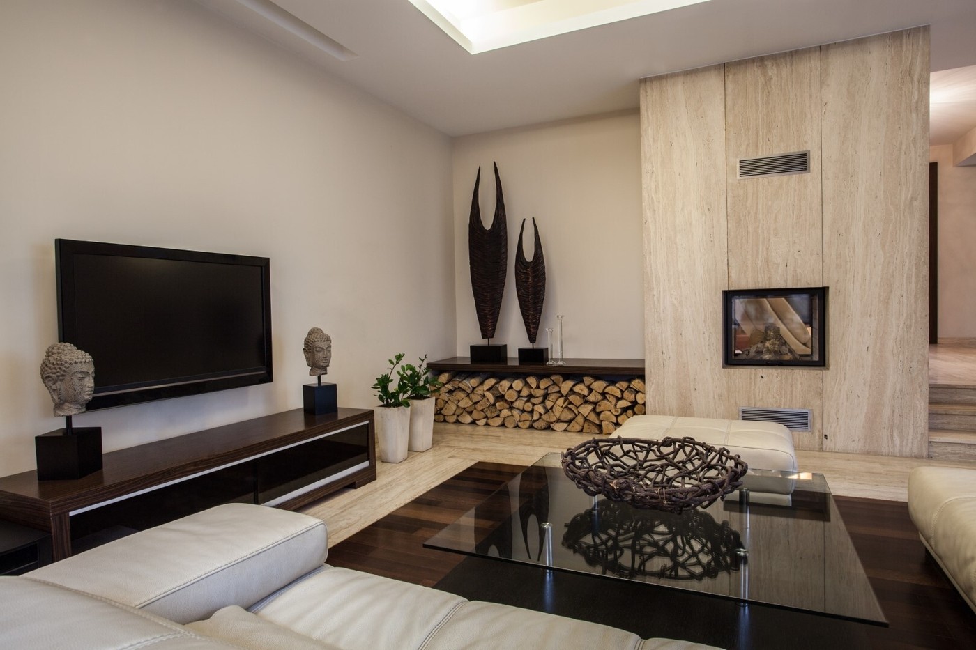 Decorate With Sculptures - True Treasures Inc